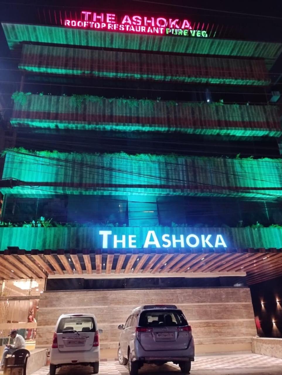 The Ashoka Hotel Indore Exterior photo